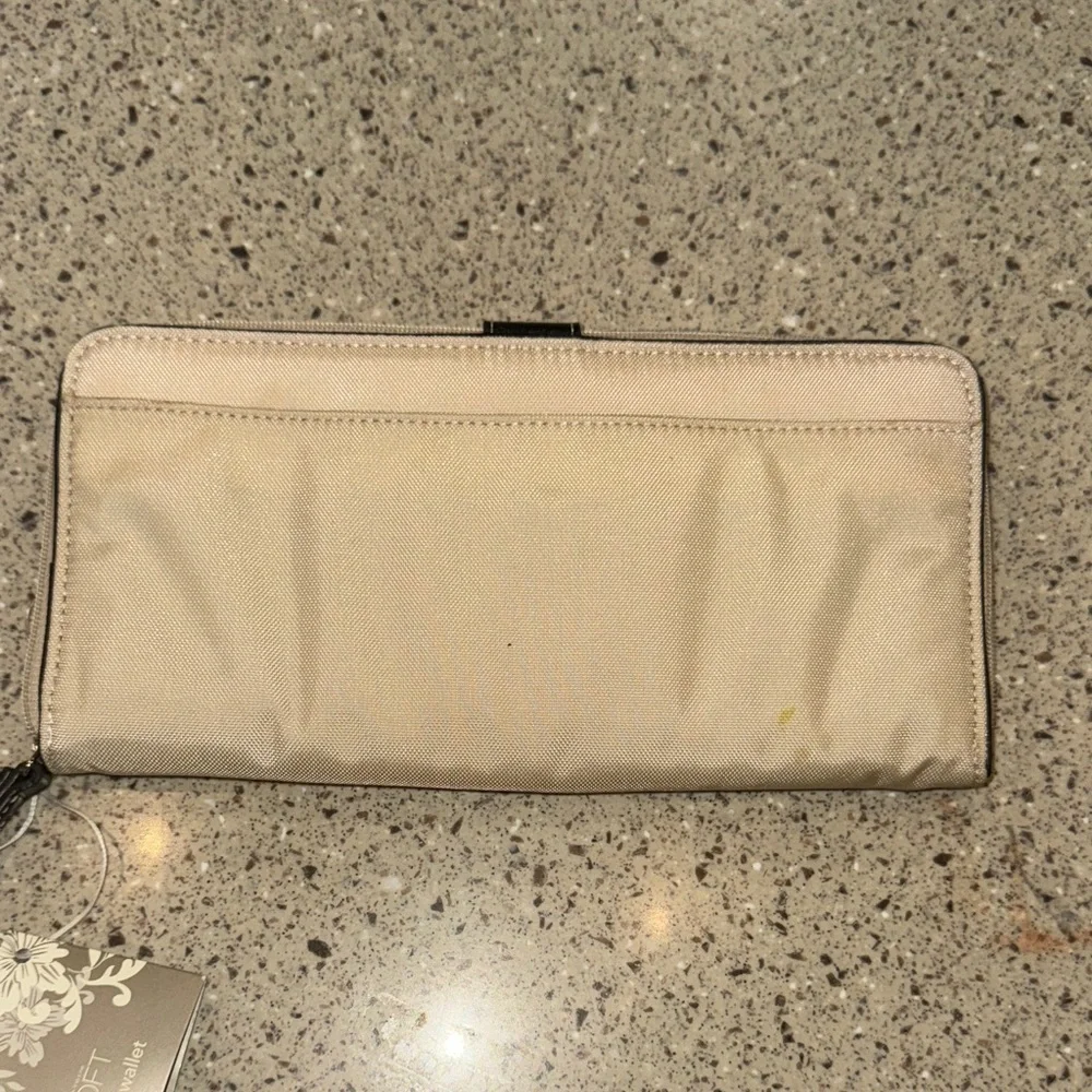 LOFT Cream and Black Travel wristlet Wallet